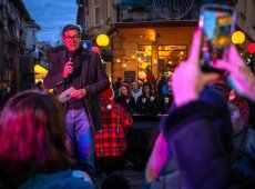 ОББ и Mastercard подариха светлина и коледен дух на софиянци с „КоЛЕДа на Малките 5“